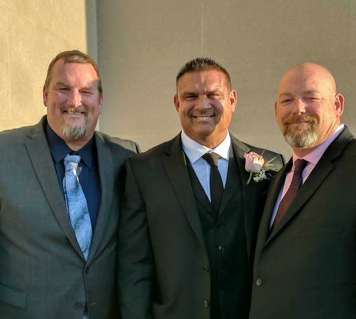 Dad & Brothers